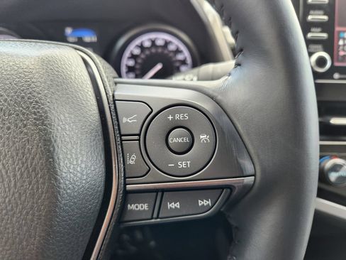 Used 2024 Toyota Camry SE FWD image 29