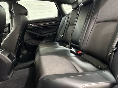 Used 2018 Honda Accord Sport image 24