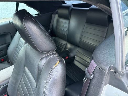Used 2006 Ford Mustang GT Premium image 11