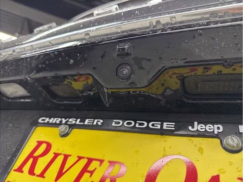 Used 2025 Jeep Wagoneer 4WD w/ Convenience Group I image 15