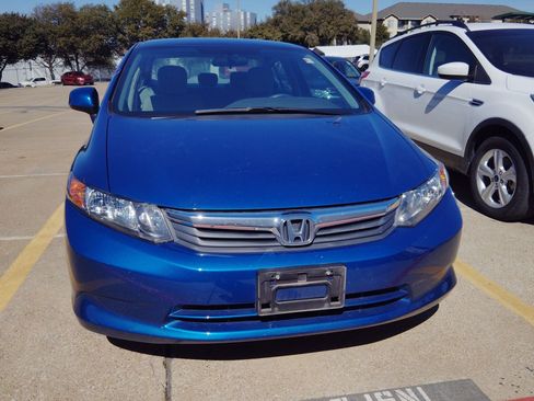 Used 2012 Honda Civic LX image 3