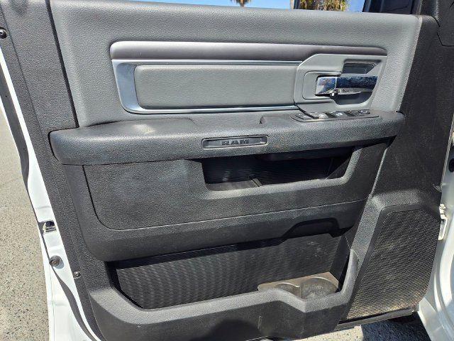 Used 2023 RAM 1500 Classic SLT w/ Electronics Group AWD/4WD image 9