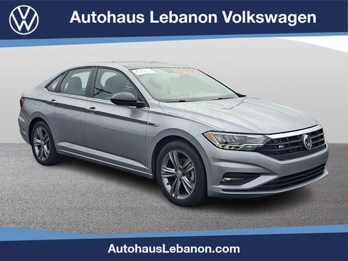 Used 2021 Volkswagen Jetta R-Line FWD image 1