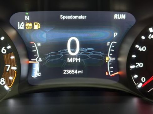 Used 2024 Jeep Compass Latitude image 28