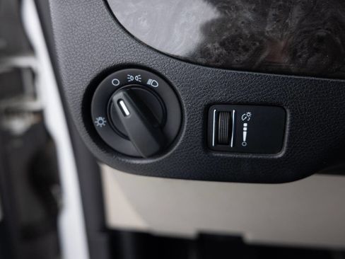 Used 2016 Dodge Grand Caravan SE w/ Quick Order Package 29E SE image 36