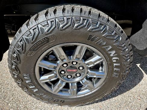 New 2026 GMC Sierra 1500 AT4X AWD/4WD image 34