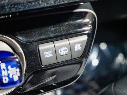 Certified 2021 Toyota Prius Prime Limited image 23