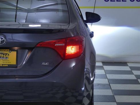 Used 2019 Toyota Corolla SE image 30