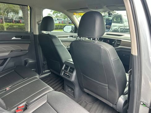 Used 2023 Volkswagen Atlas SE w/ Black Wheel Package FWD image 48
