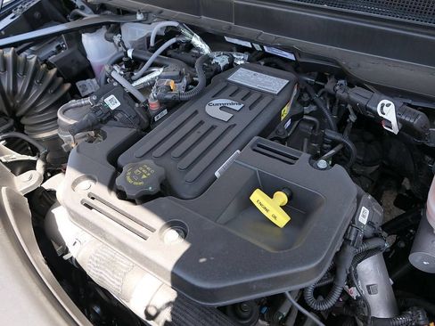 New 2026 RAM 5500 Tradesman w/ Safety Group AWD/4WD image 28