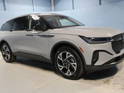 New 2026 Lincoln Nautilus Premier w/ Jet Appearance Package