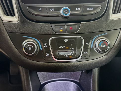 Used 2023 Chevrolet Malibu LS FWD image 16