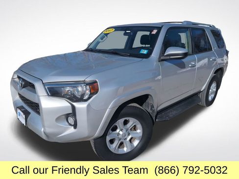 Used 2017 Toyota 4Runner SR5 image 1