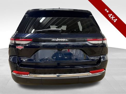 Used 2023 Jeep Grand Cherokee Limited image 4