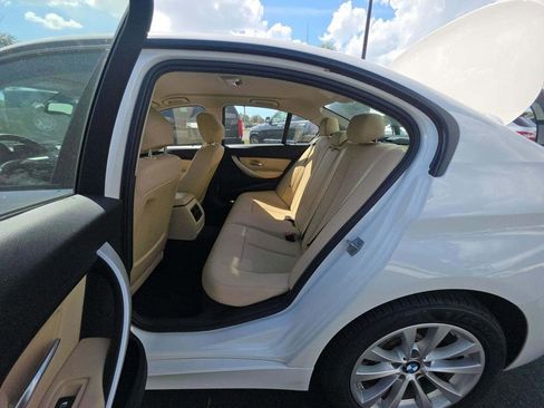 Used 2018 BMW 320i xDrive Sedan image 11