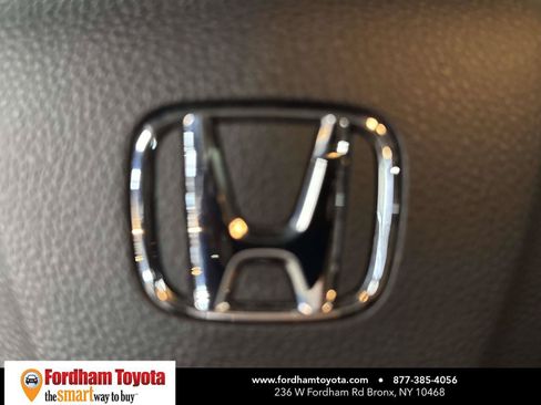 Used 2025 Honda Odyssey EX-L image 32