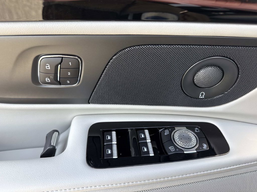 New 2026 Lincoln Nautilus Premier w/ Equipment Group 102A AWD/4WD image 19
