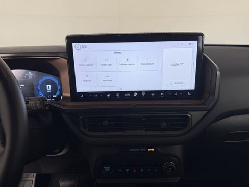 Certified 2025 Ford Bronco Sport Outer Banks w/ Outer Banks Tech Package+ AWD/4WD image 20