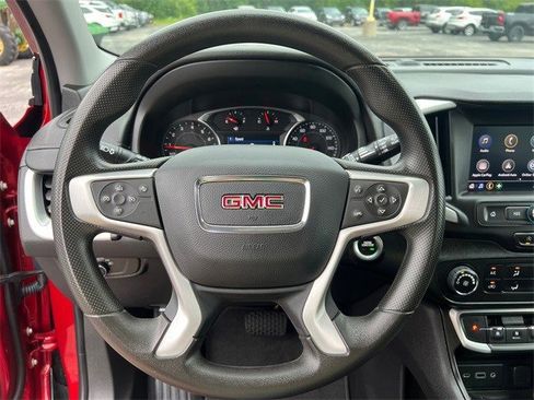 Used 2023 GMC Terrain SLE image 21