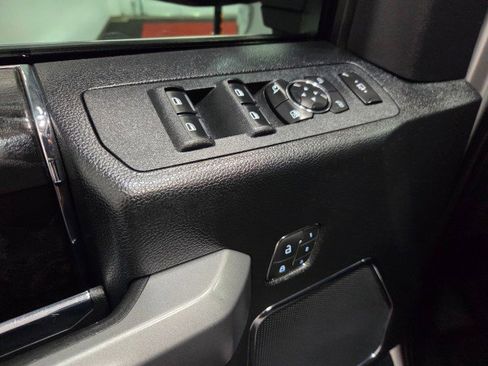 Used 2019 Ford F250 Platinum w/ Platinum Ultimate Package image 36