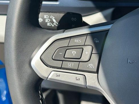 Certified 2023 Volkswagen Taos SE image 26