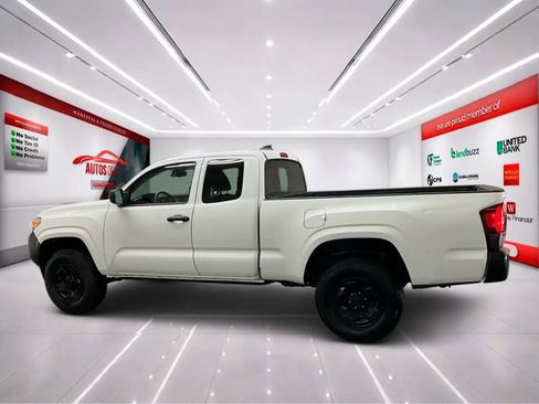 Used 2021 Toyota Tacoma SR image 5