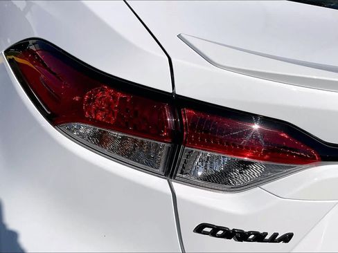 Certified 2026 Toyota Corolla SE FWD image 28