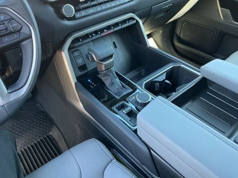Certified 2026 Toyota Tundra Limited AWD/4WD image 18