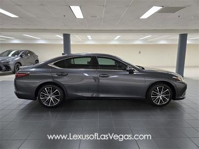 New 2025 Lexus ES 350 w/ Premium Package