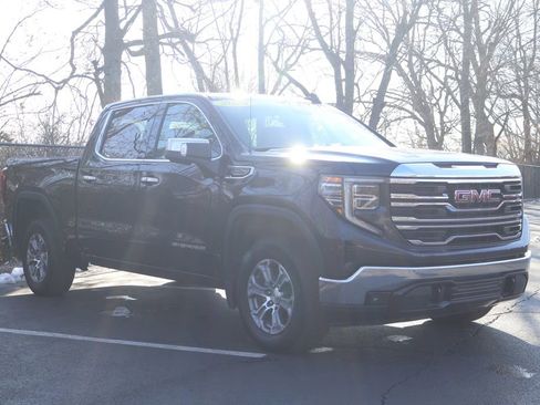 Certified 2024 GMC Sierra 1500 SLT image 10