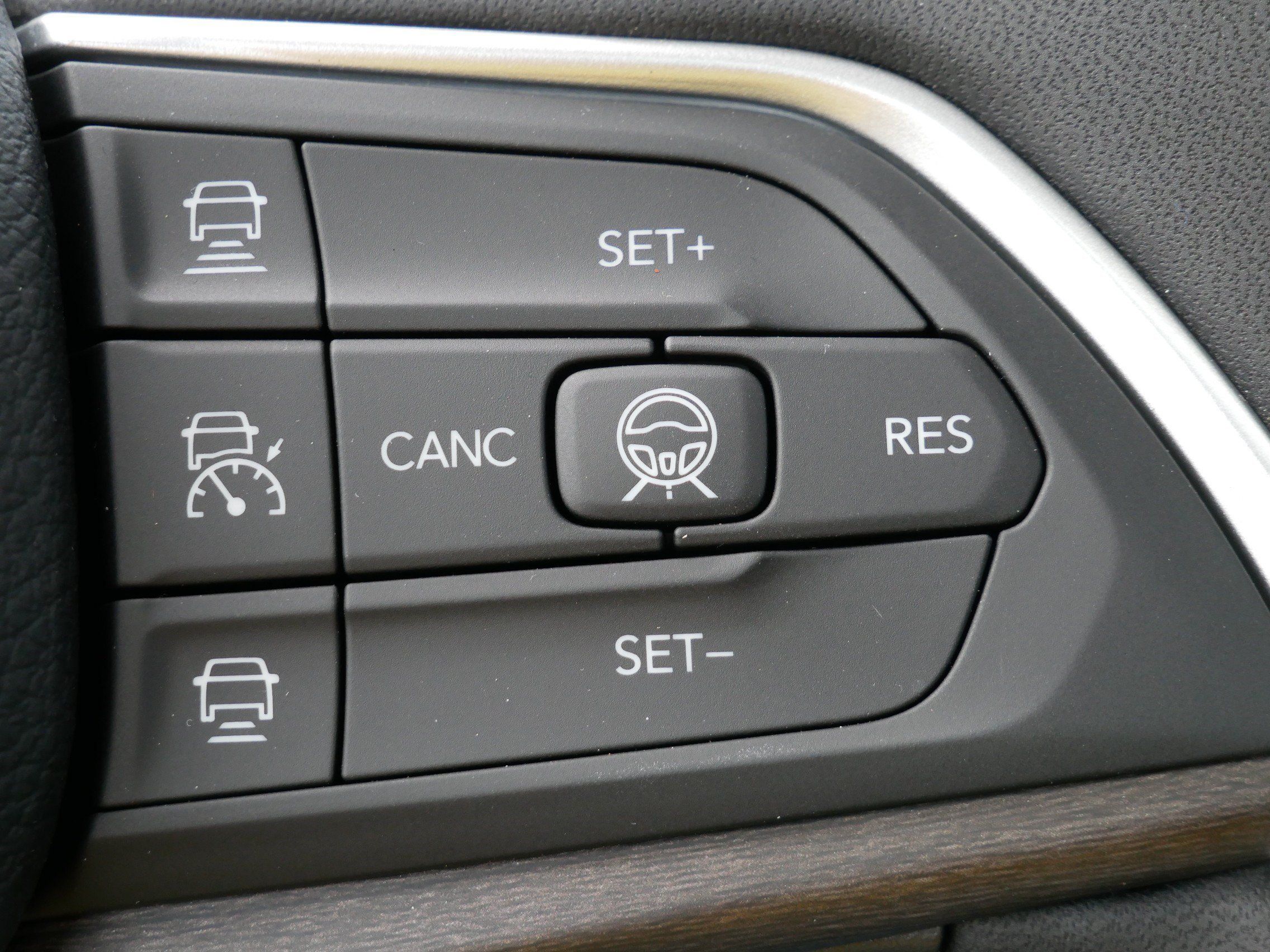 New 2027 Jeep Grand Cherokee Limited AWD/4WD image 16