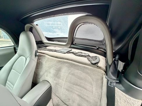 Used 2001 Porsche Boxster RWD image 29