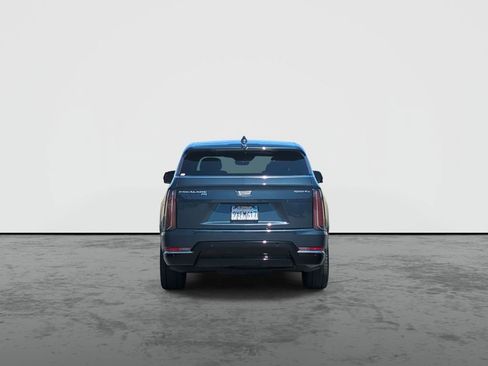 Used 2025 Cadillac Escalade IQ Luxury 1 AWD/4WD image 7