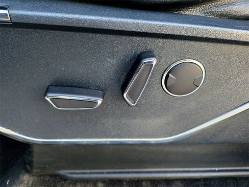 Used 2021 Ford F150 Lariat w/ FX4 Off-Road Package image 35