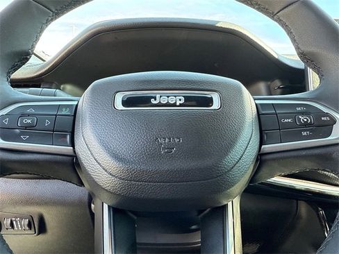 Used 2022 Jeep Compass Altitude image 30