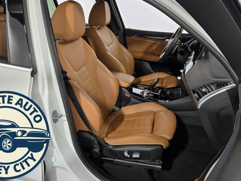 Used 2021 BMW X3 xDrive30e w/ Executive Package image 38