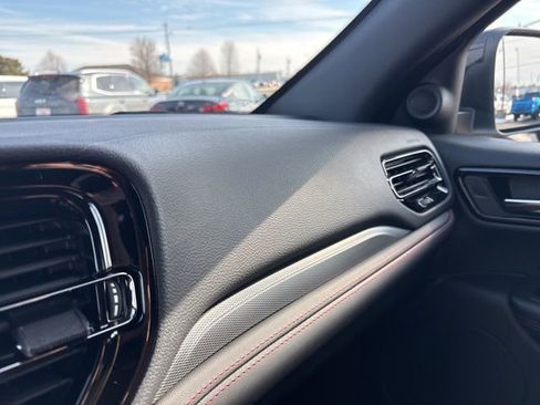 Used 2025 Dodge Durango GT image 24