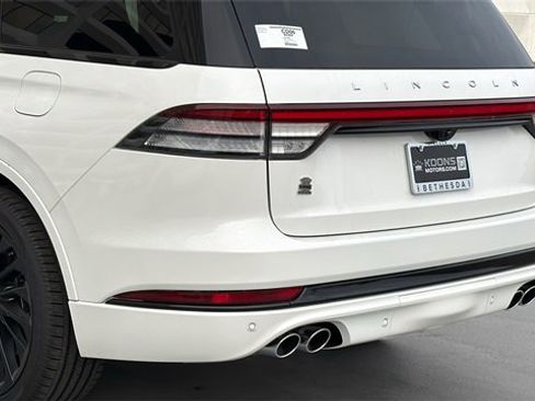 New 2026 Lincoln Aviator Reserve image 4