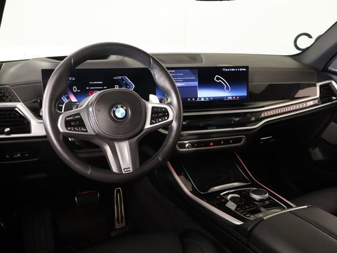 Used 2026 BMW X5 xDrive40i w/ M Sport Package AWD/4WD image 2