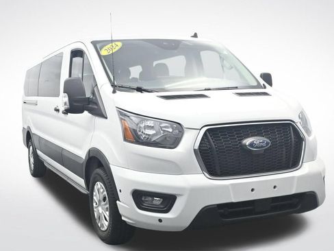 Used 2024 Ford Transit 350 XLT RWD image 3
