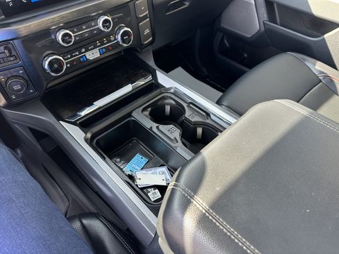 Used 2024 Ford F250 Lariat w/ Sport Appearance Package AWD/4WD image 14