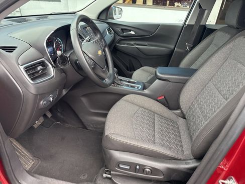Used 2024 Chevrolet Equinox LT image 16