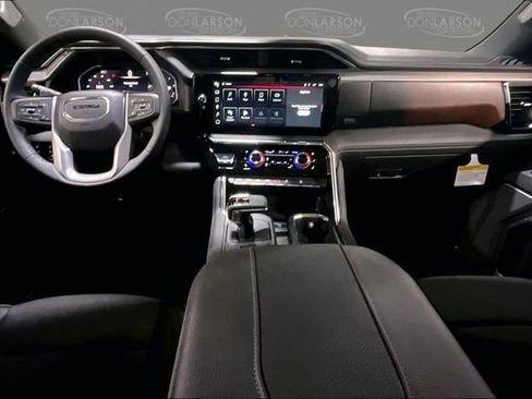 New 2026 GMC Sierra 1500 Denali w/ Denali Reserve Package AWD/4WD image 10