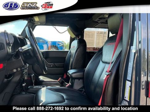 Used 2017 Jeep Wrangler Unlimited Rubicon image 10