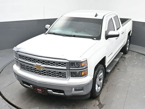 Used 2015 Chevrolet Silverado 1500 LTZ image 38
