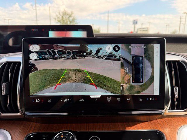 Used 2025 Ford Expedition King Ranch AWD/4WD image 23