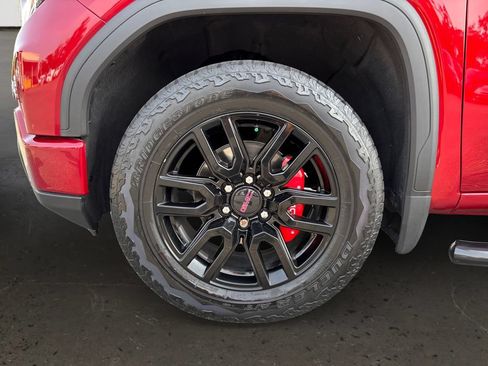 Used 2023 GMC Sierra 1500 Elevation AWD/4WD image 10