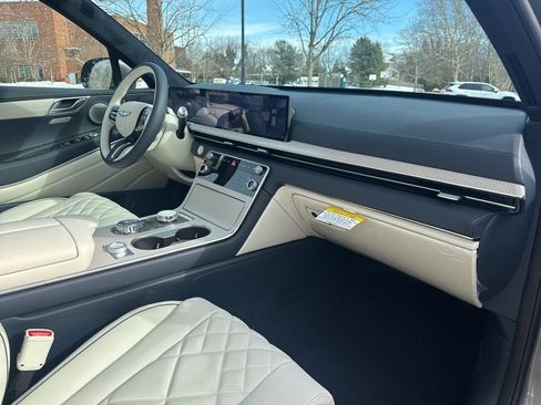 New 2026 Genesis GV80 3.5T Prestige image 36