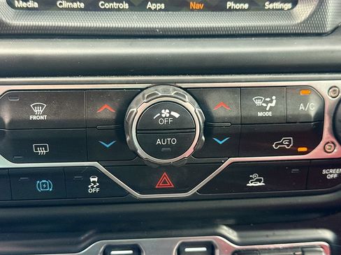 Certified 2023 Jeep Wrangler Unlimited Rubicon 4xe AWD/4WD image 17