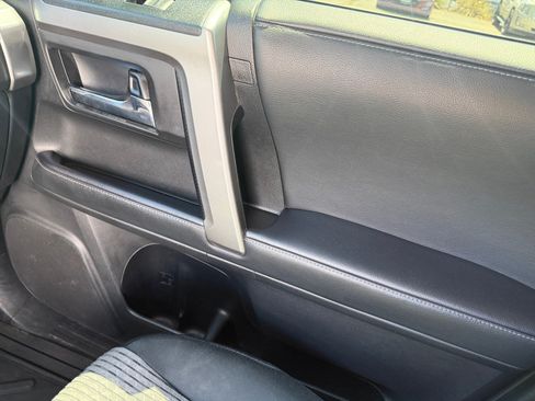 Used 2021 Toyota 4Runner SR5 AWD/4WD image 16